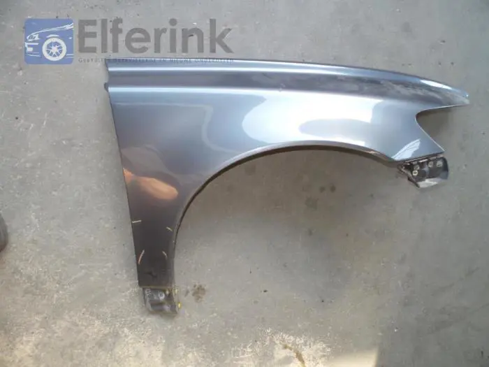 Front wing, right Volvo S40/V40