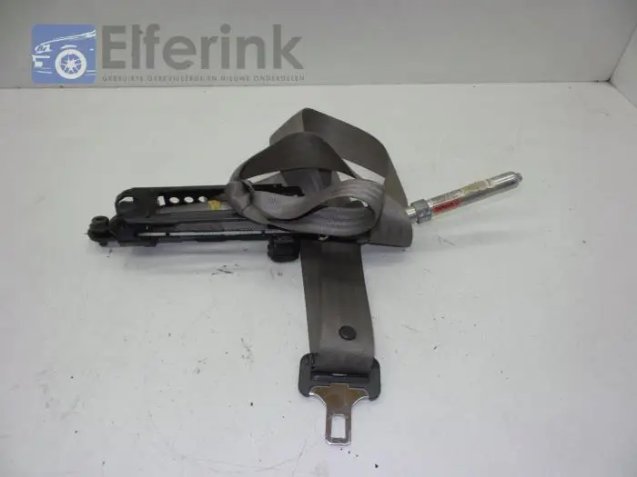 Seatbelt tensioner, right Volvo V40