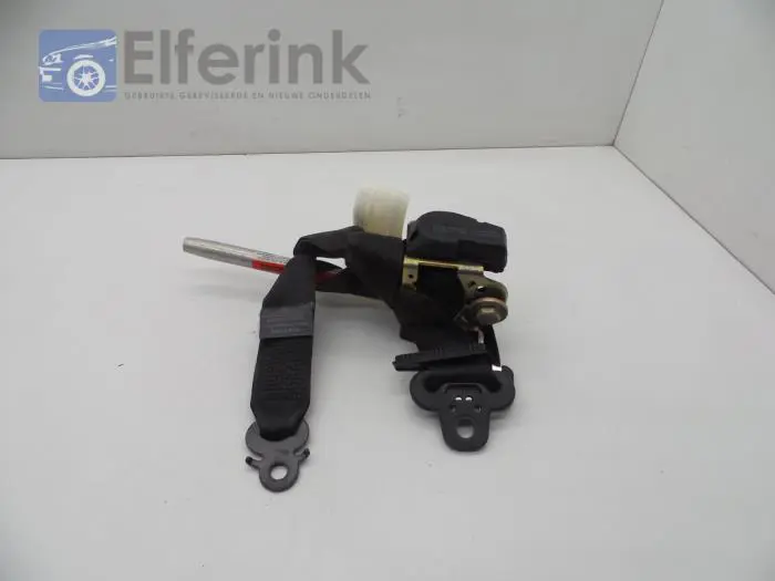 Seatbelt tensioner, right Saab 9000