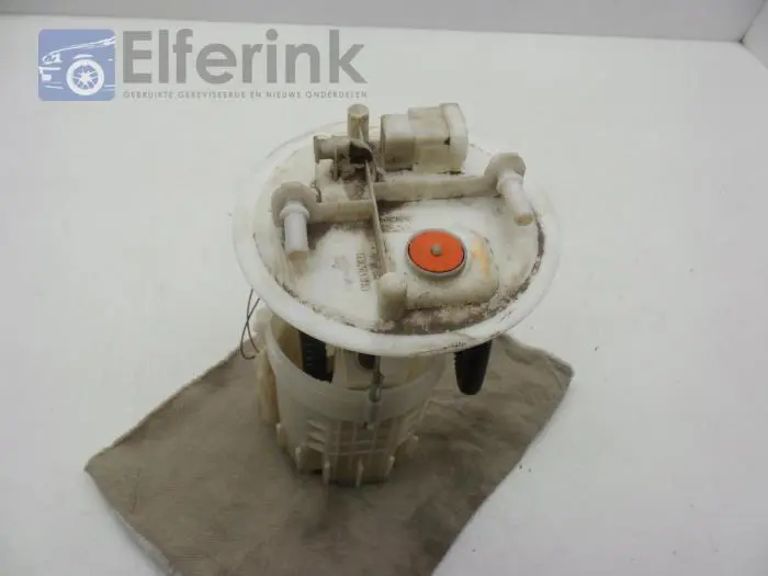 Electric fuel pump Opel Vivaro