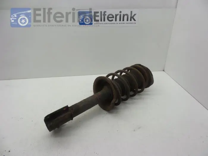Front shock absorber rod, right Volvo 4-Serie