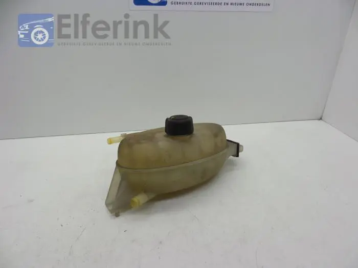 Expansion vessel Opel Vivaro