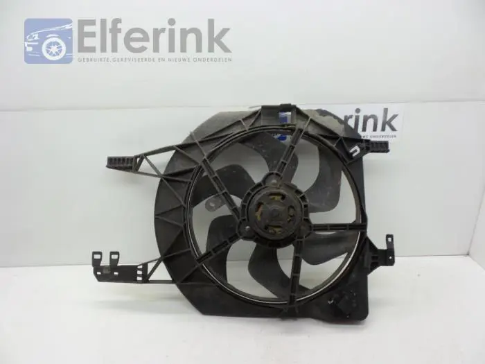 Fan motor Opel Vivaro