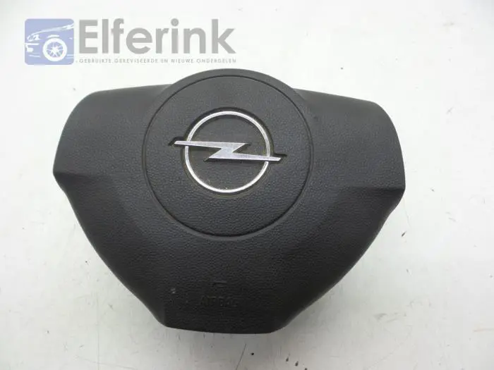 Left airbag (steering wheel) Opel Astra
