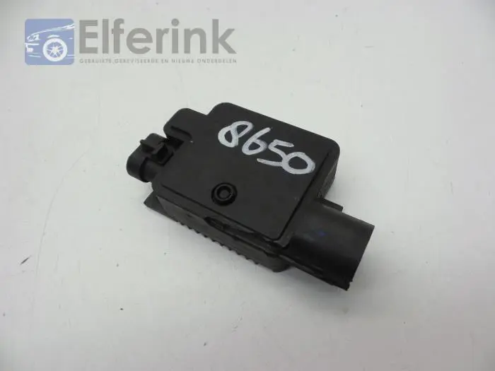 Cooling fan resistor Volvo V40