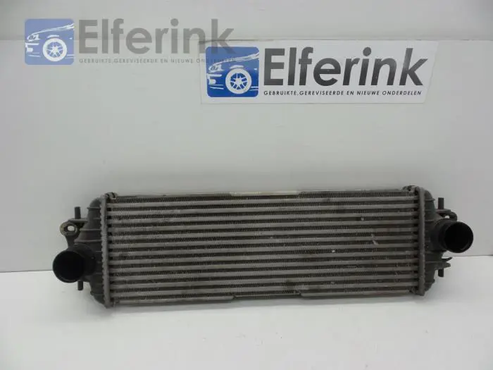 Intercooler Opel Vivaro