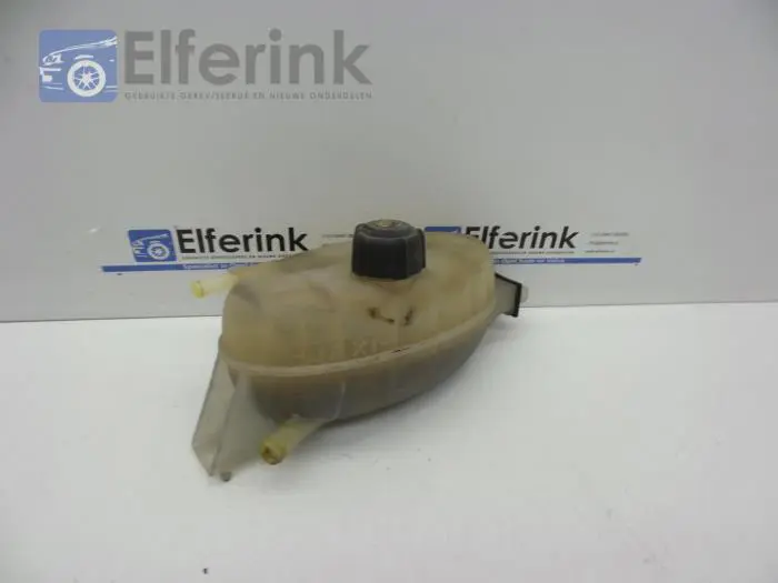 Expansion vessel Opel Vivaro