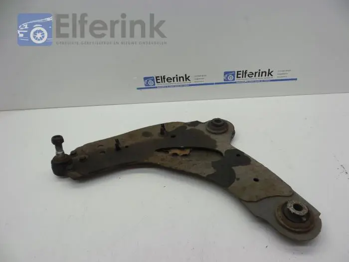 Front wishbone, left Opel Vivaro