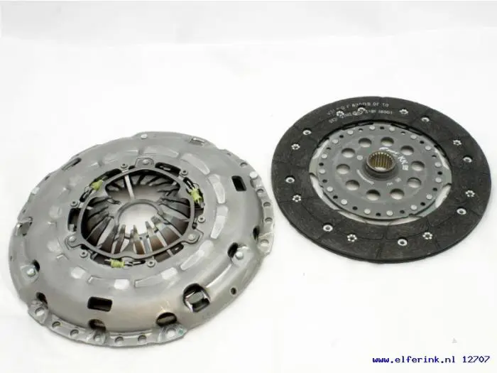 Clutch kit (complete) Saab 9-3 03-