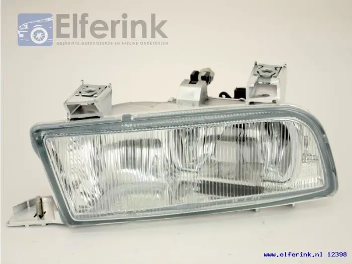 Fog light, front right Saab 9-5