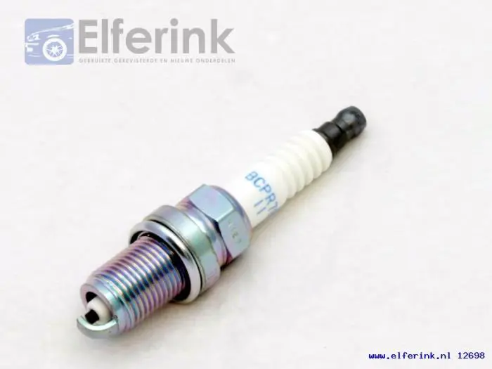 Spark plug Saab 9-3