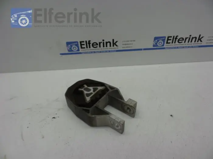 Engine mount Volvo V40