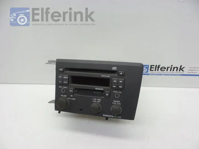 Radio CD player Volvo V70/S70