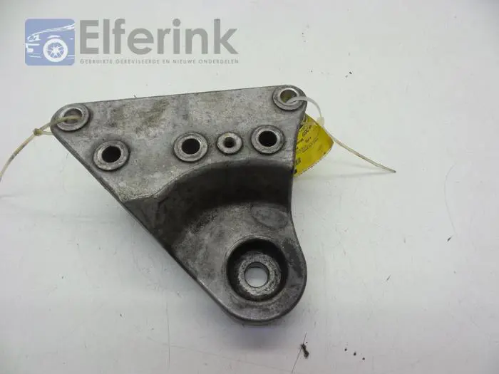 Engine mount Saab 9-5