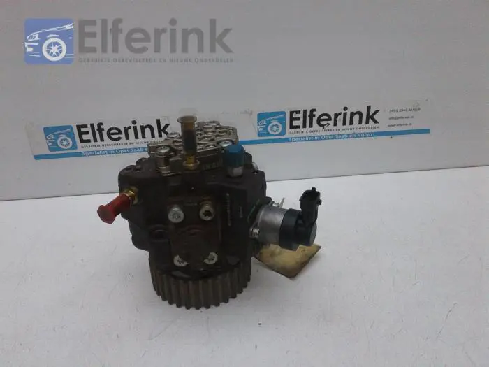 Mechanical fuel pump Volvo C30