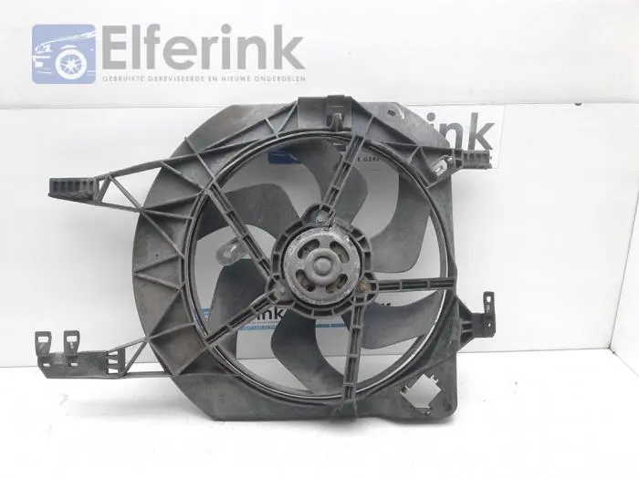 Fan motor Opel Vivaro