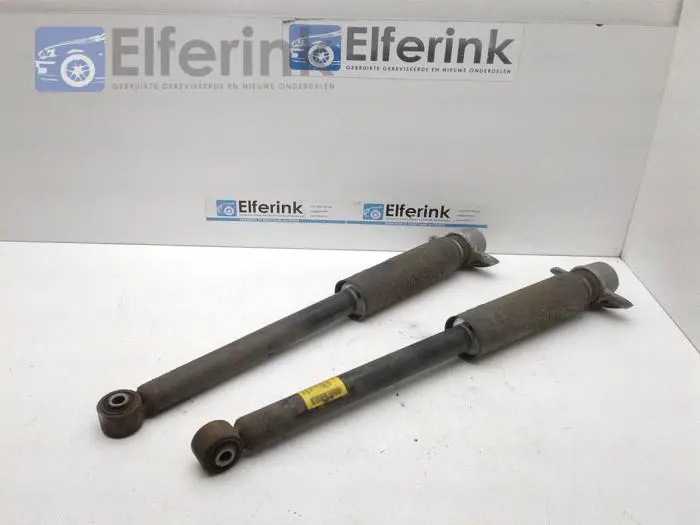 Shock absorber kit Opel Ampera