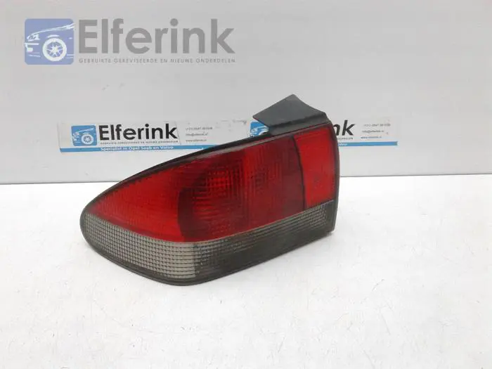 Taillight, left Saab 900