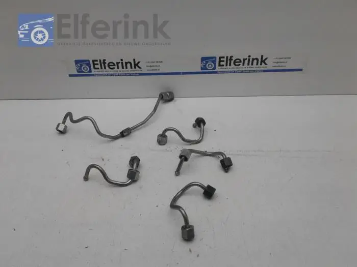 Fuel line Volvo V90