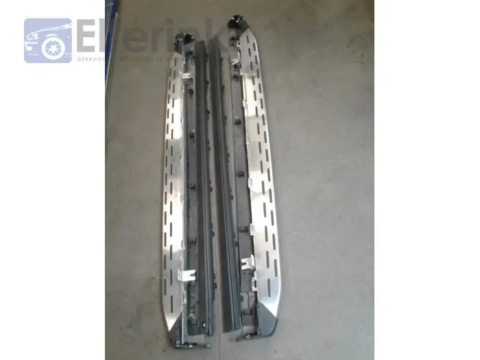 Seitenschürze Set links + rechts Volvo XC40