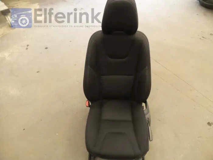 Seat, left Volvo V60