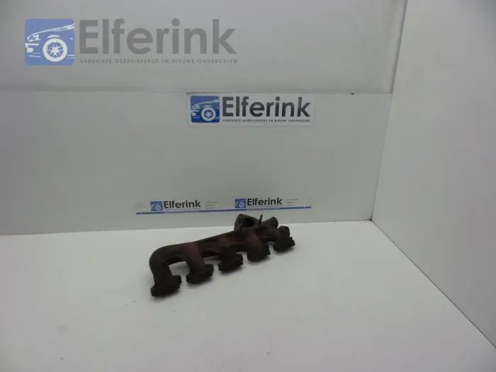 Exhaust manifold Volvo V70 01-