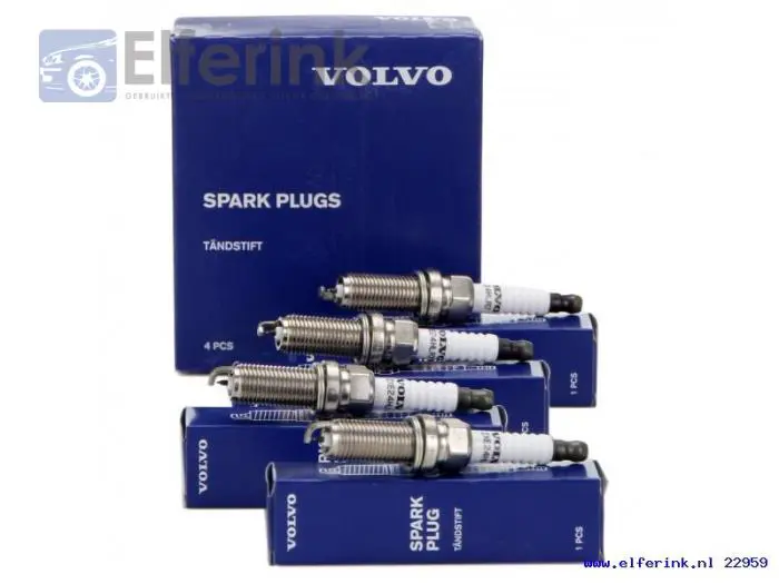 Spark plug Volvo V60