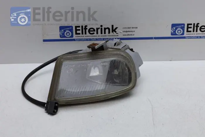 Fog light, front right Saab 9000