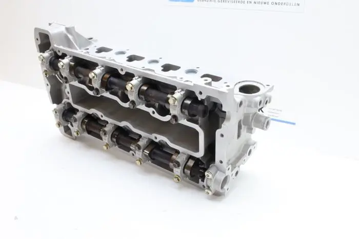 Cylinder head Saab 9-3