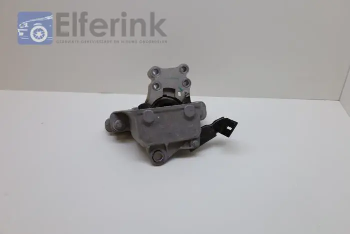 Engine mount Lynk & Co 01