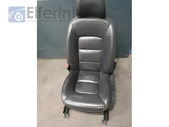 Seat, left Volvo XC70