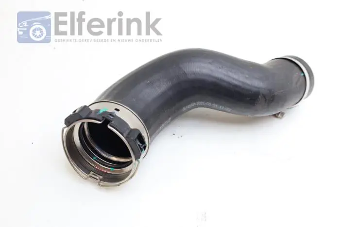 Intercooler hose Lynk & Co 01