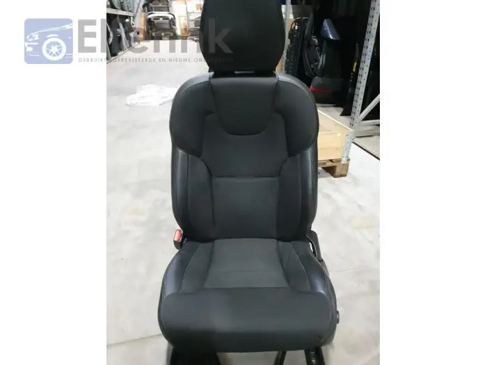 Seat, left Volvo V60