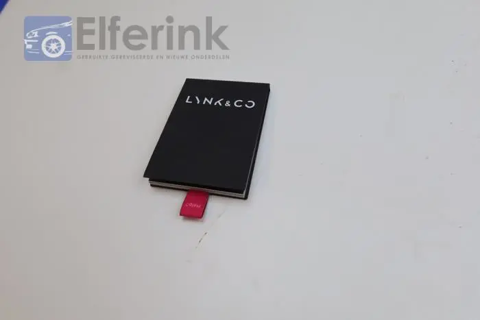 Instruction Booklet Lynk & Co 01