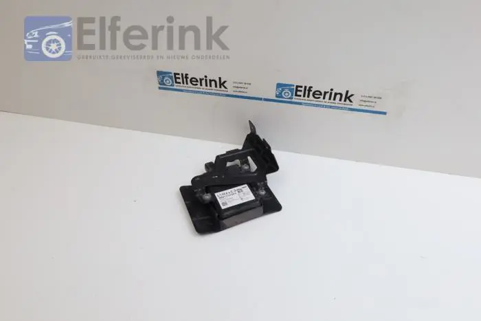 Blinden Fleck Sensor Lynk & Co 01