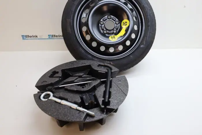 Jackkit + spare wheel Volvo XC70
