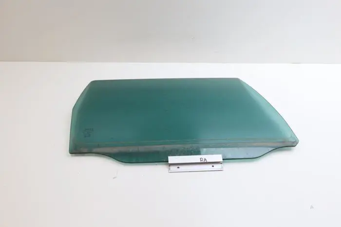 Rear door window 4-door door, rear right Volvo V70/S70