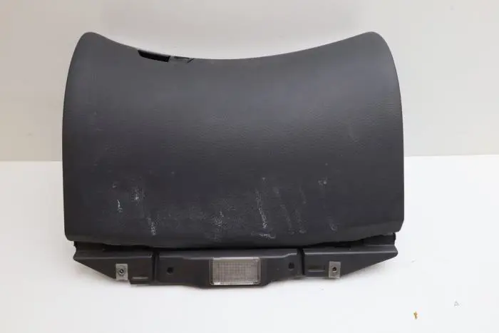 Glovebox Volvo V70/S70