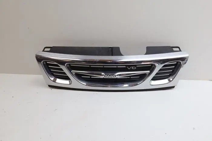 Grille Saab 900