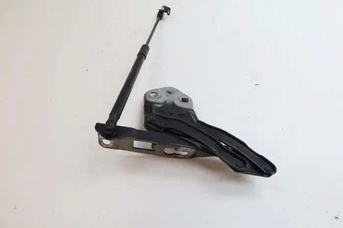 Bonnet Hinge Volvo XC40