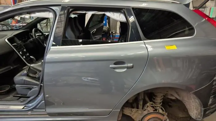 Tür 4-türig links hinten Volvo XC60