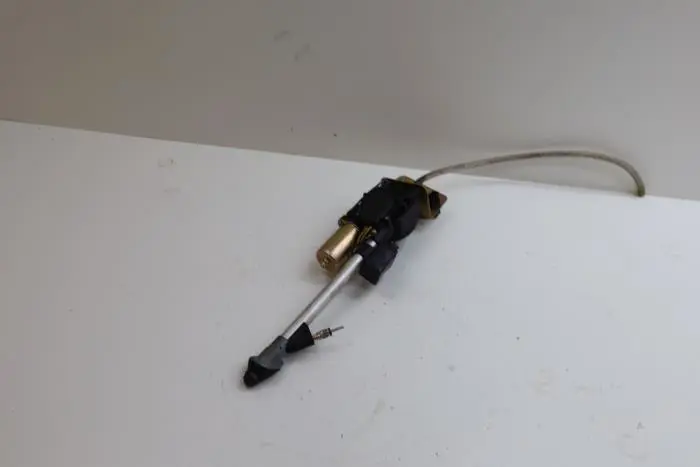 Antenna Saab 9-3 03-