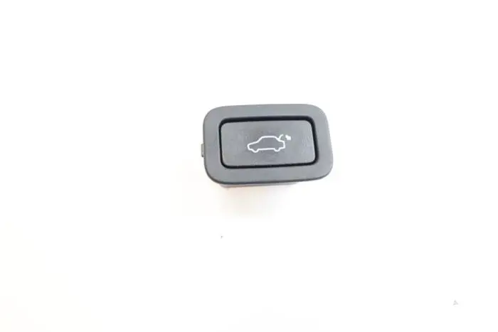 Tailgate switch Volvo XC60