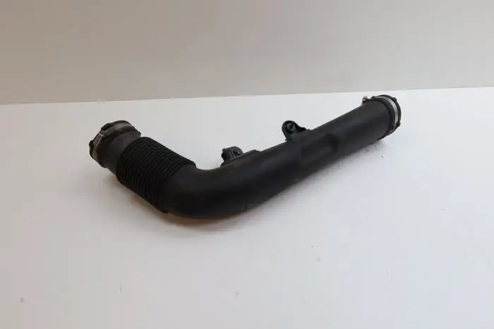 Air intake hose Volvo V40