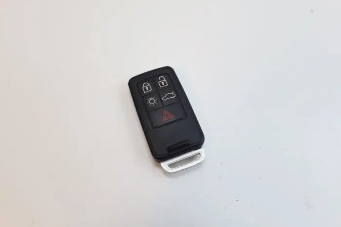 Key housing Volvo V40