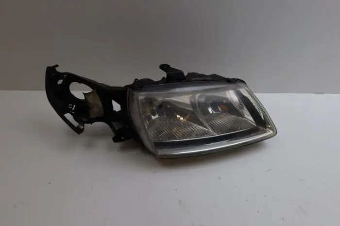 Headlight, right Saab 9-5