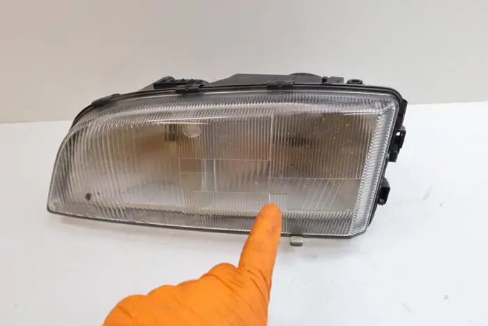 Headlight, left Volvo V70/S70