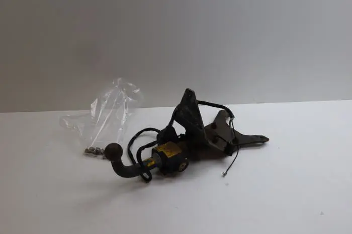 Towbar Saab 9-3 03-