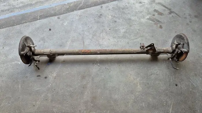 Rear-wheel drive axle Saab 900