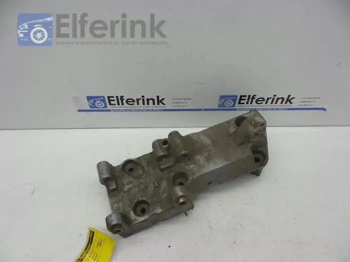 Engine mount Volvo V40